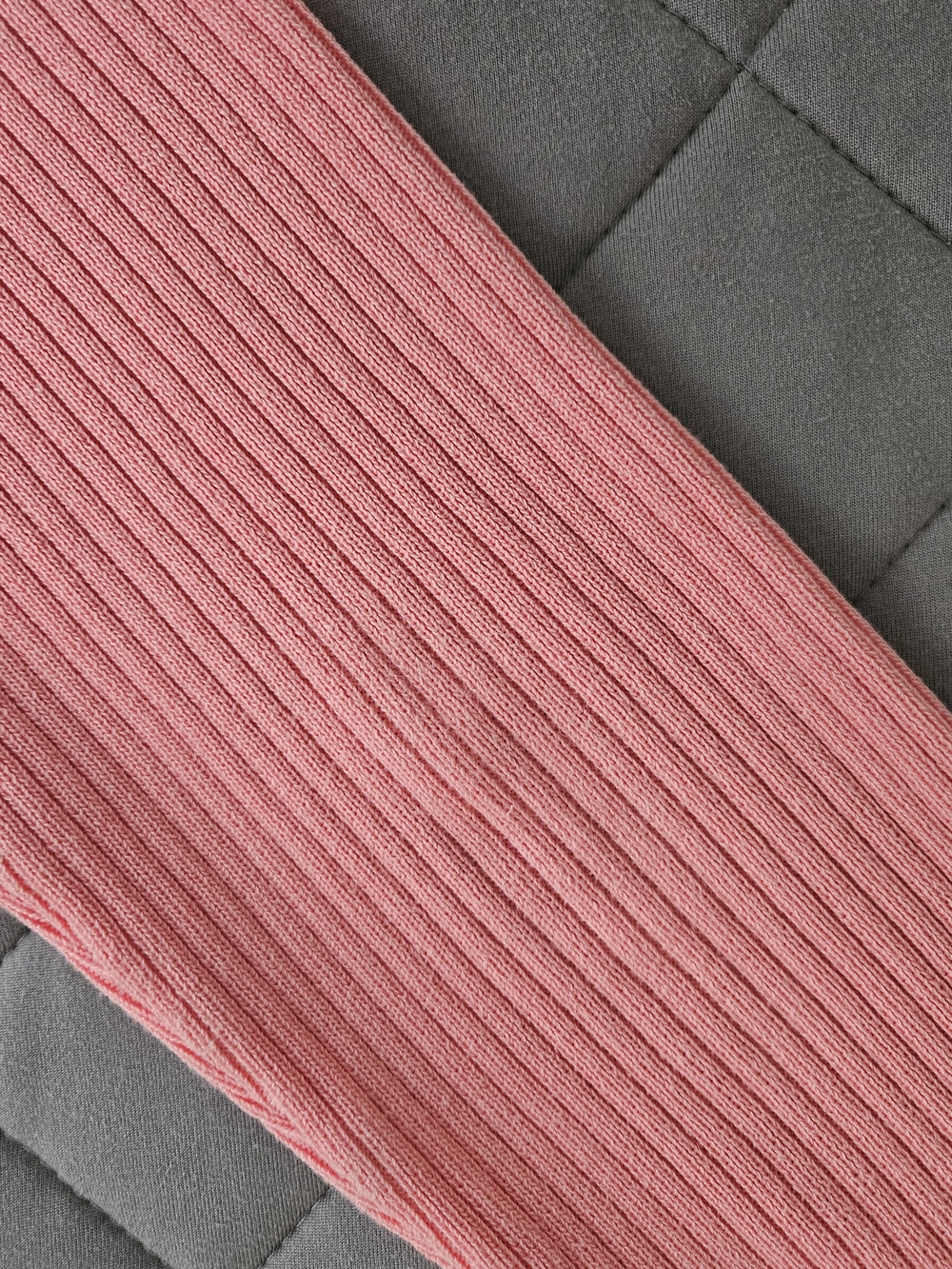Jackie Kennedy Pink Ribbed Knit Long-Sleeve Bodycon Dress Size S/M Feminine - Picture 8 of 9